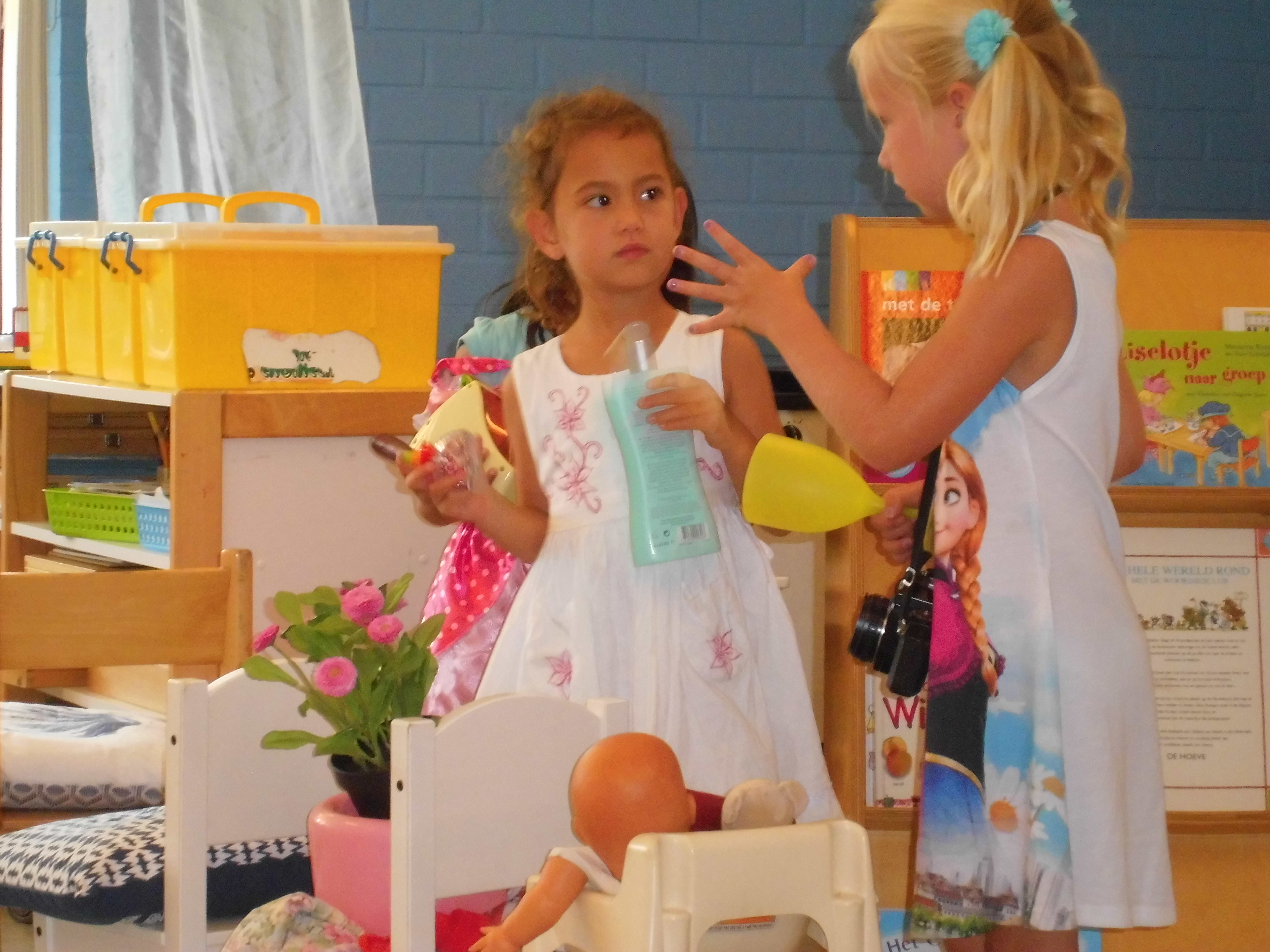 groep1-2  Wat is ons lokaal mooi geworden!