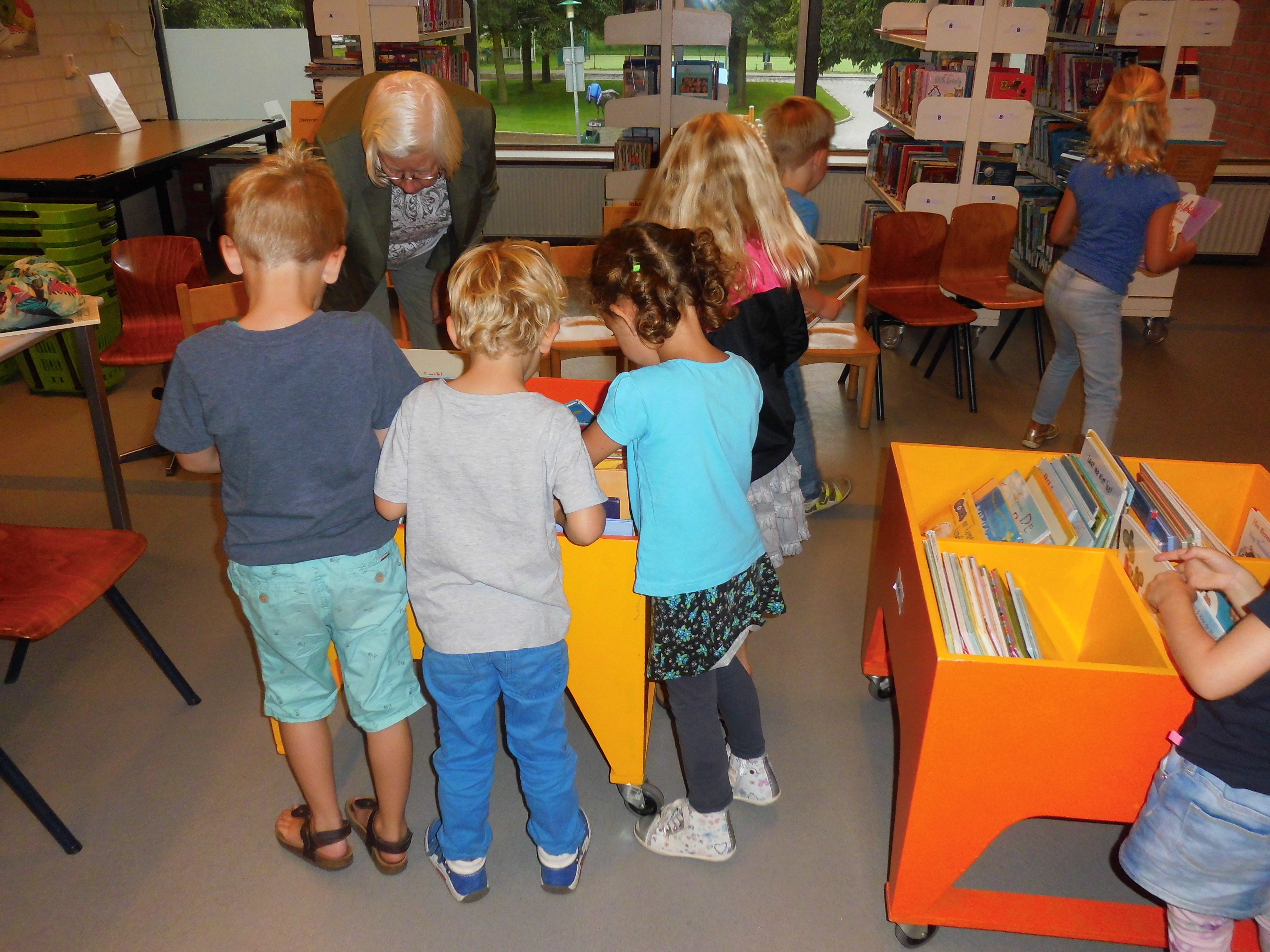 bibliotheekbezoek van groep 1/2