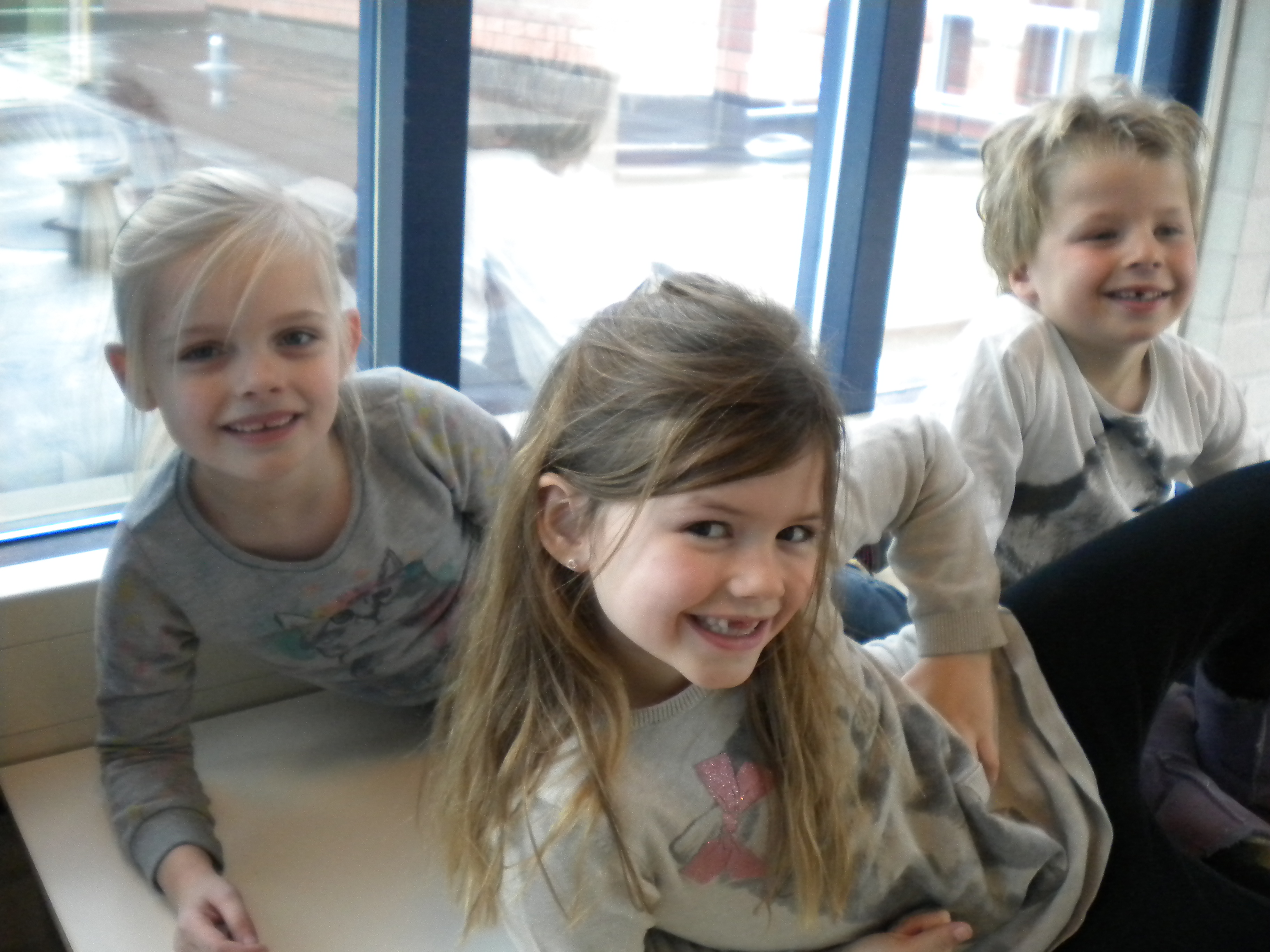 groep 3 4 de eerste foto's....