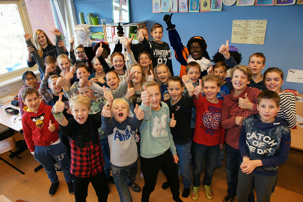 Pieten op school