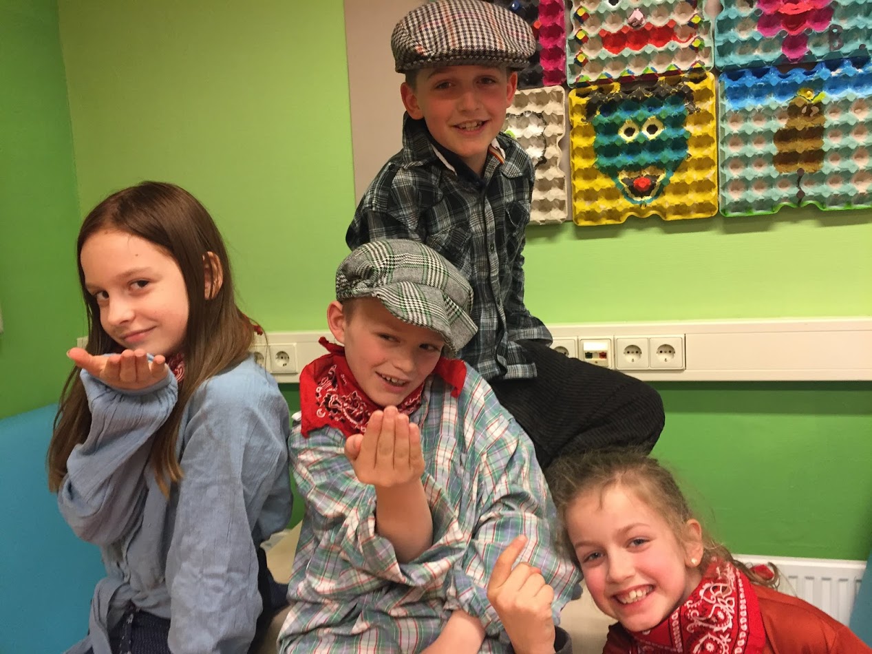 Traditie voorgezet: Peuterkoningsspelen op de Paulusschool