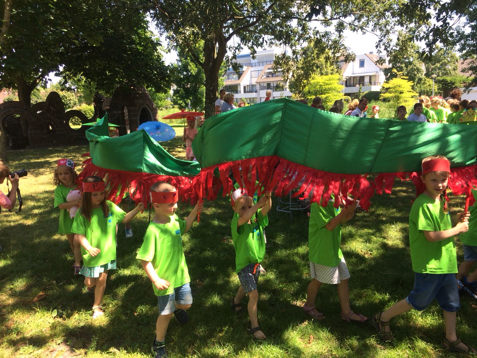 Werelds feest met Klankenkaravaan