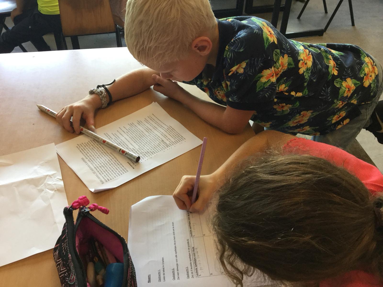 Buitenspelen en spelletjes met groep 5-6