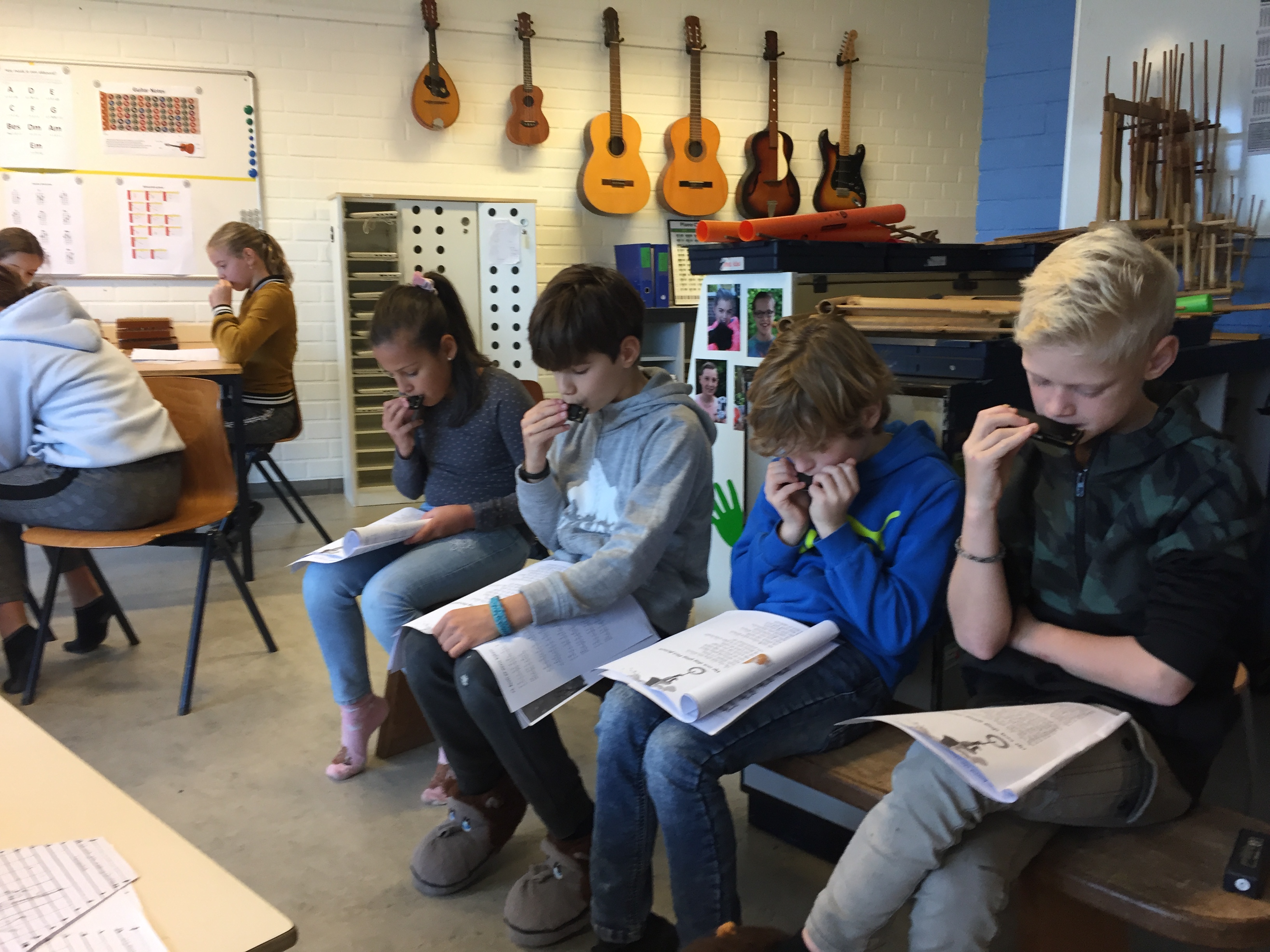 Sinterklaasliedjes op de mondharmonica 