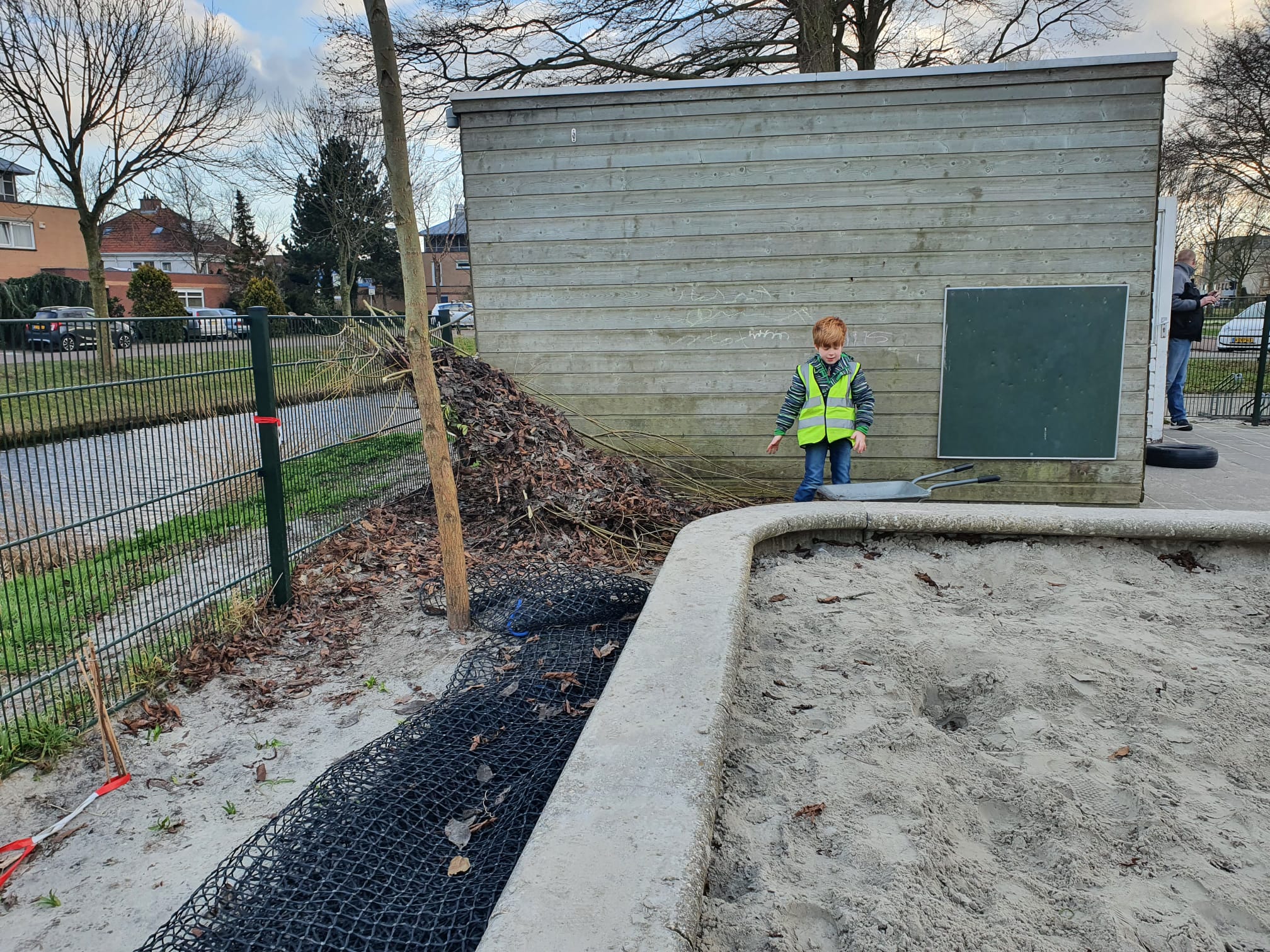 Hutten bouwen bij de BSO