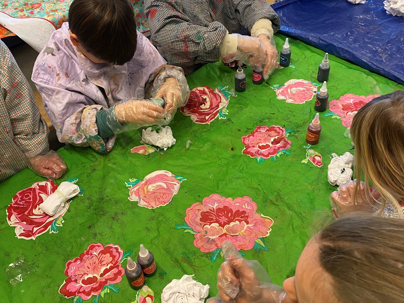 Zelfgemaakte servetten in groep 5-6