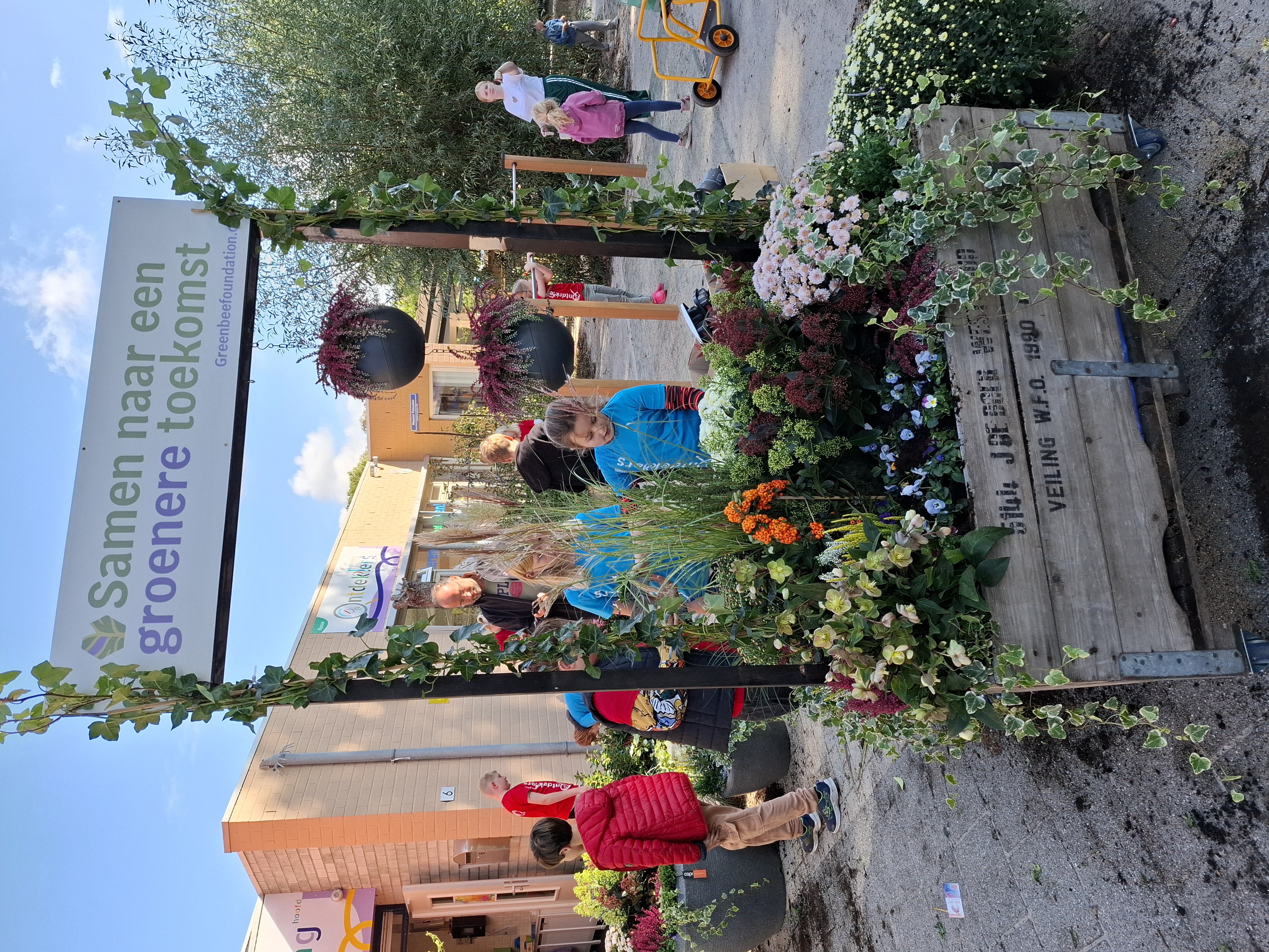 Zonnige plantochtend met Greenbee