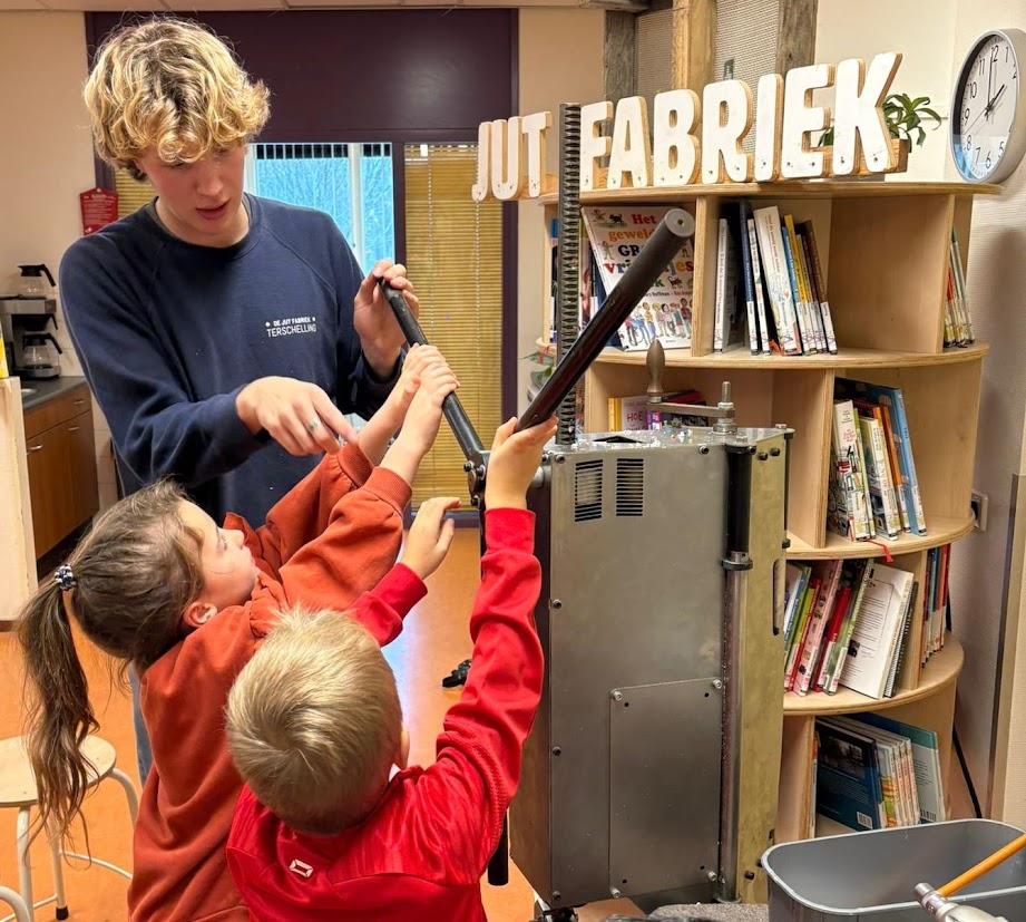 Groep 3-4 en de Jutfabriek Terschelling 
