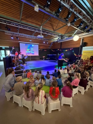 1F353D81-2EA4-47D0-A054-CA01E9569B19