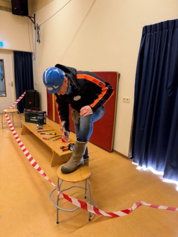 09D90AD6-05E2-4974-A2BF-CE08D1CD8954