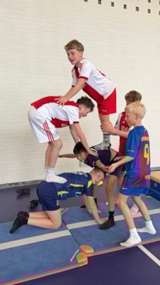 cc2c70a8-2f66-4fd1-86a1-aa520496cc73