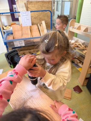 EA734472-B9AC-488A-8D63-0D6724063060