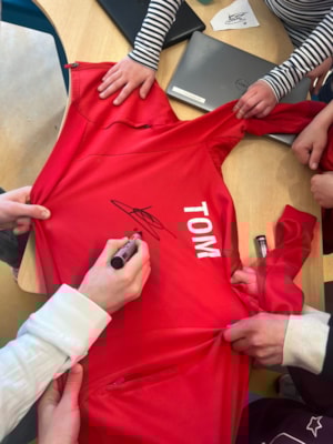 6B38AE66-9E14-4057-BAC5-6EF6E0B8A785