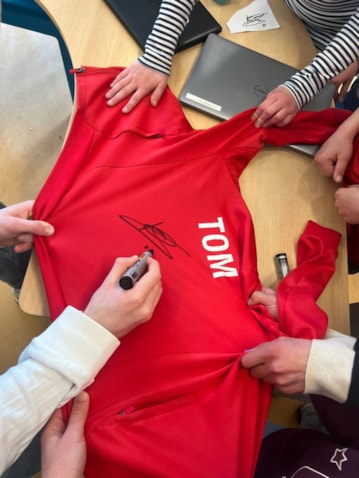 6B38AE66-9E14-4057-BAC5-6EF6E0B8A785