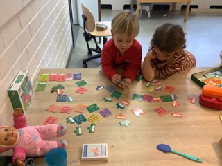 23-2-2 puzzelen peuters